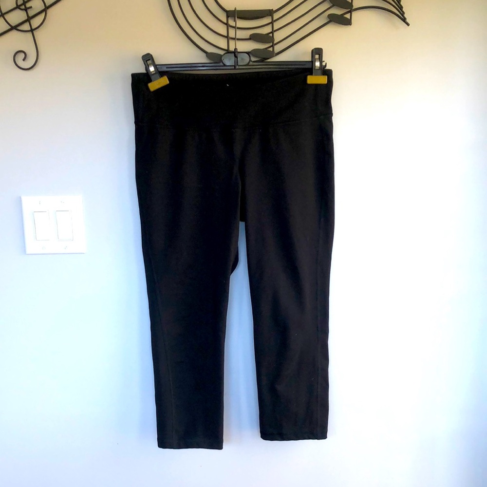 Capri workout leggings
